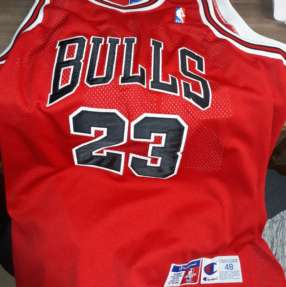 Champion authentics dual tag Jordan